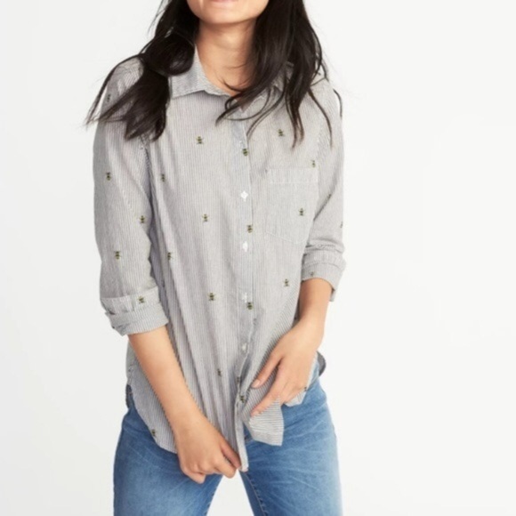 𝅺OLD Navy The Classic Shirt - stripes and bees - Picture 1 of 4